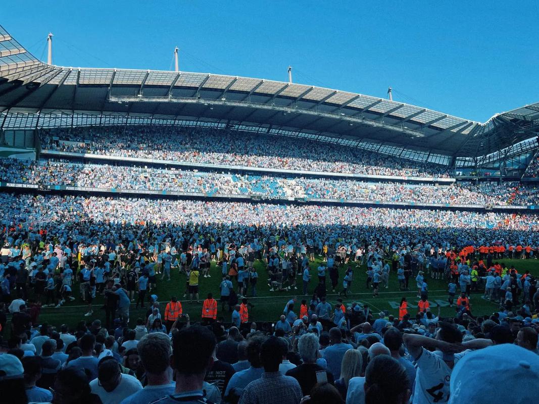 Xiaohu ：赛季初尝试了各种体系和阵容，现在摸索到了成果