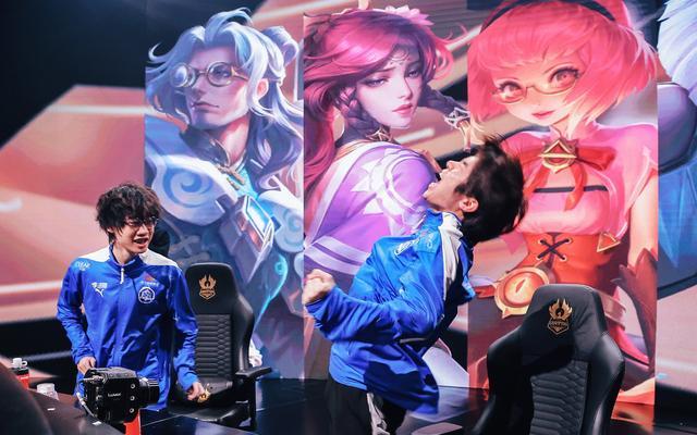 B8 在与 TSM 的比赛中退出了 Thunderpick 世界锦标赛 2024 预选赛。